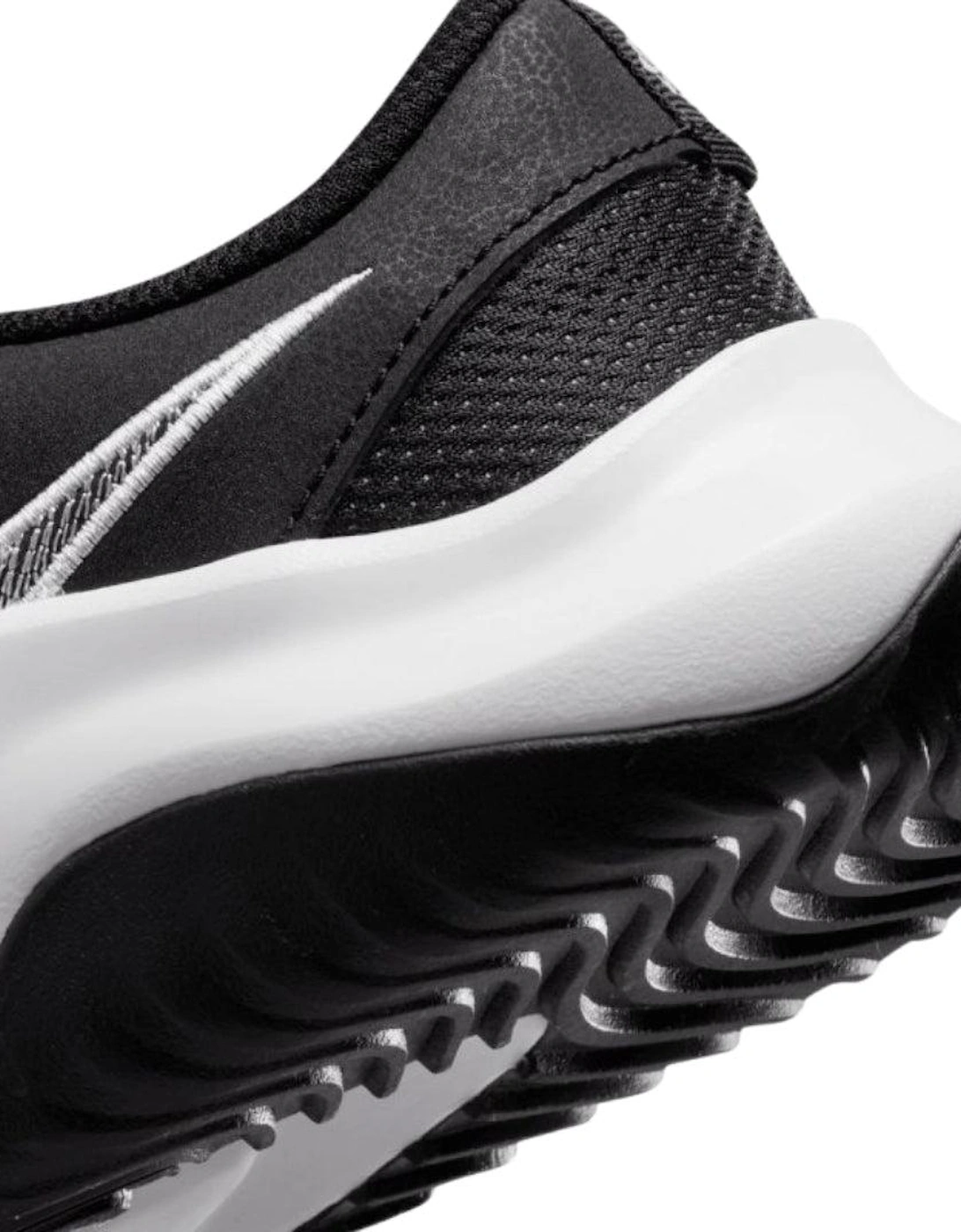 Unisex Adult Legend Essential 3 Next Nature Trainers