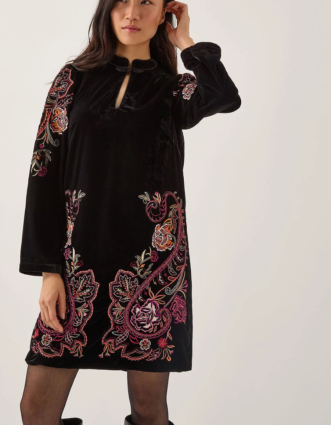 Faye Floral Velvet Mini Tunic Dress Black, 2 of 1