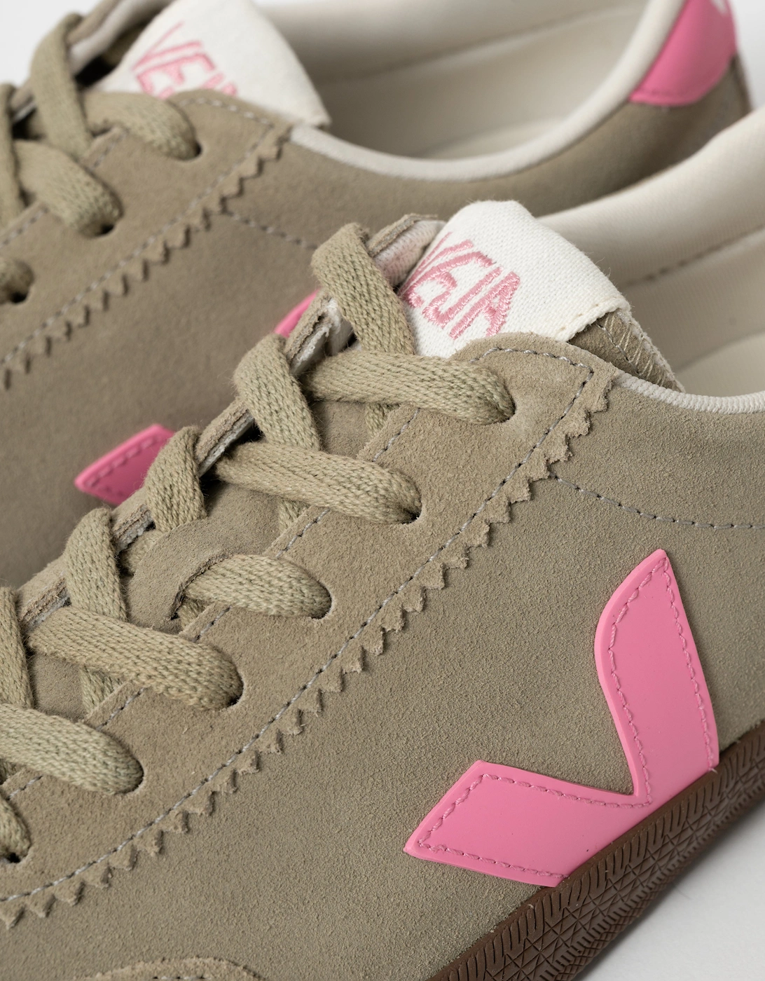 Volley Suede Womens Trainers - Tapue/Malibu/Bark