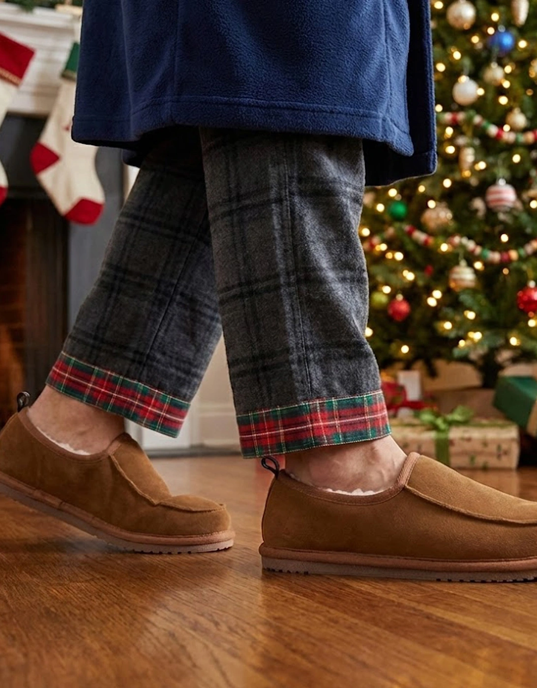 CHARLES Mens Slippers Tan