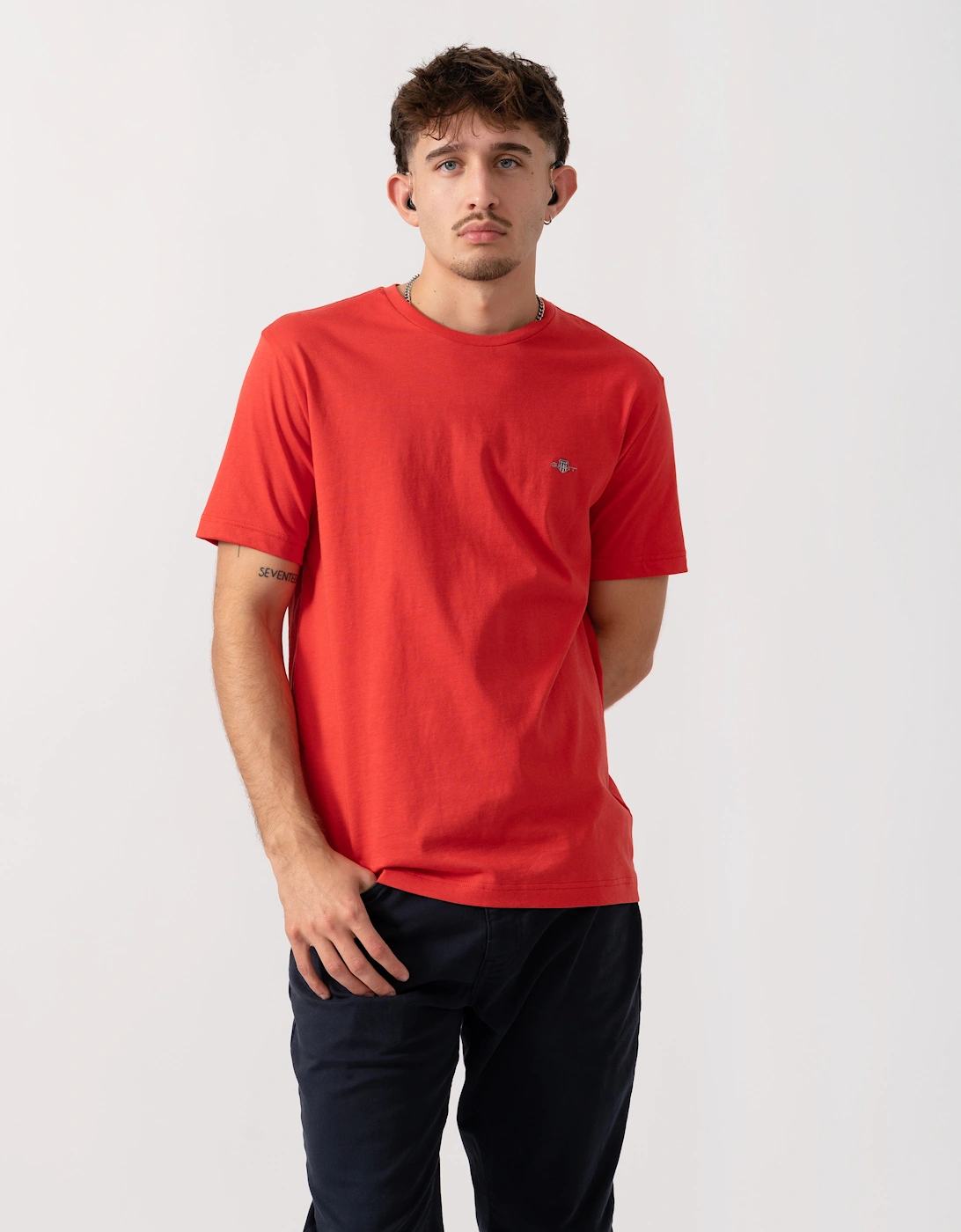Mens Regular Fit Short Sleeve Shield Logo T-Shirt - 641 Rose Red, 5 of 4