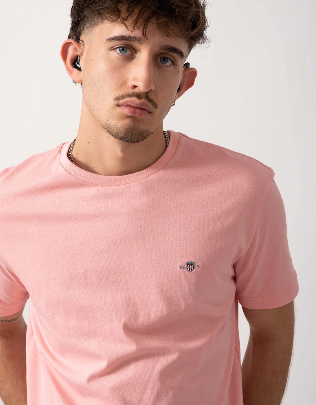 Mens Regular Fit Short Sleeve Shield Logo T-Shirt - 671 Bubbelgum Pink