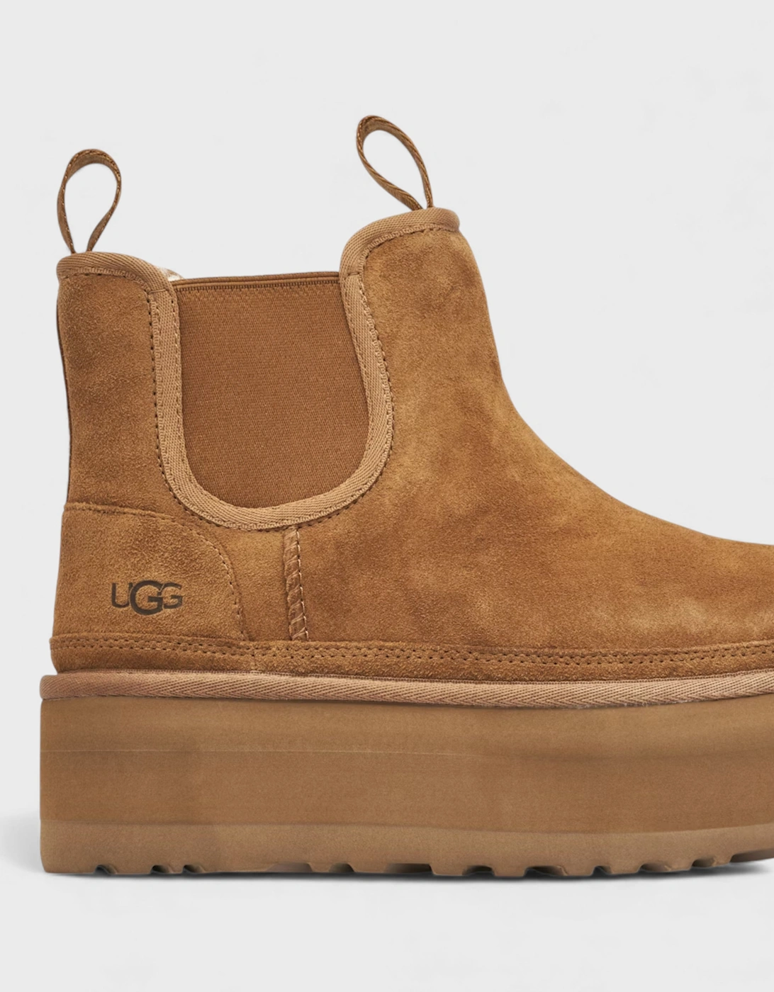 Neumel Platform Chelsea Boot Chestnut Womens