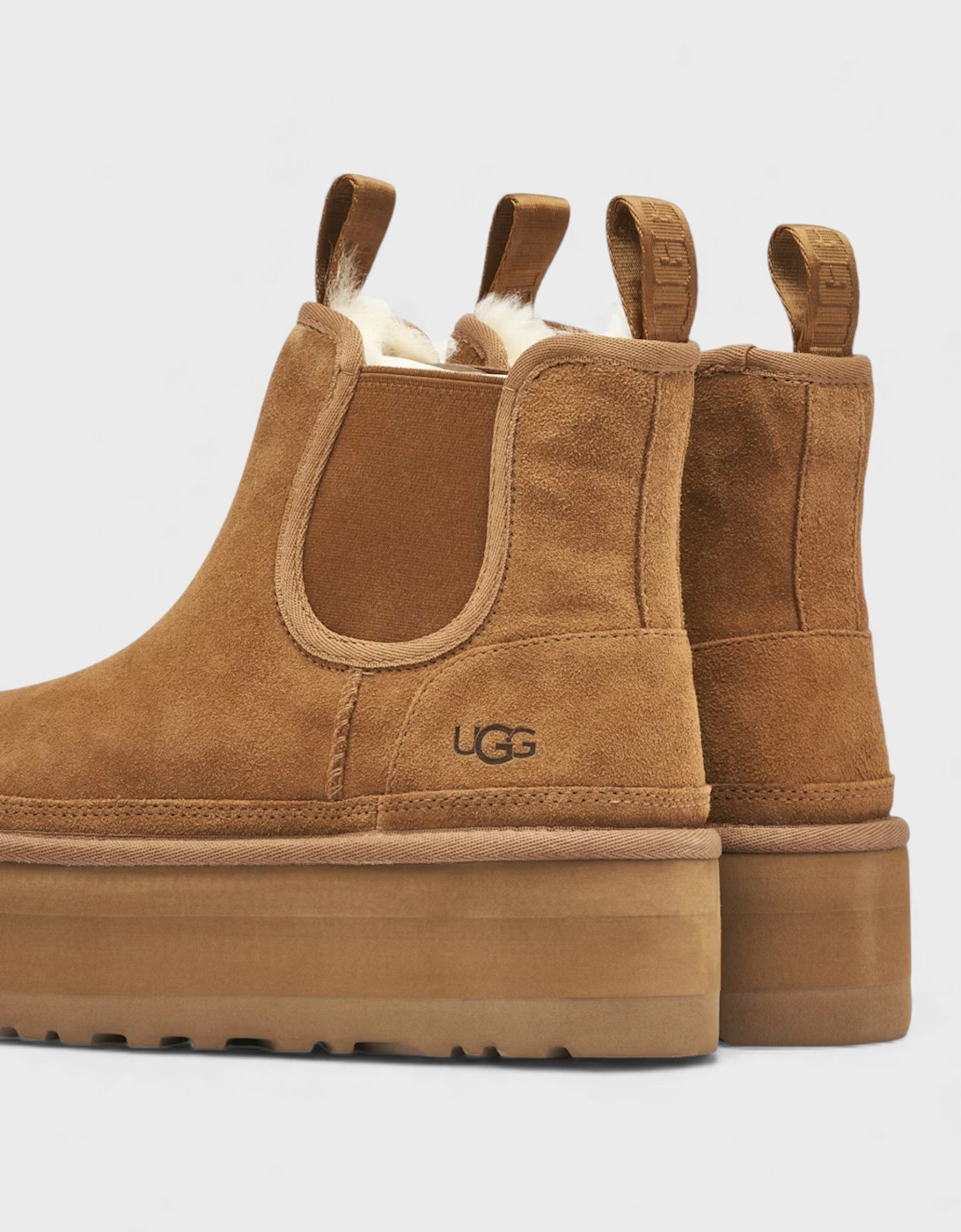 Neumel Platform Chelsea Boot Chestnut Womens