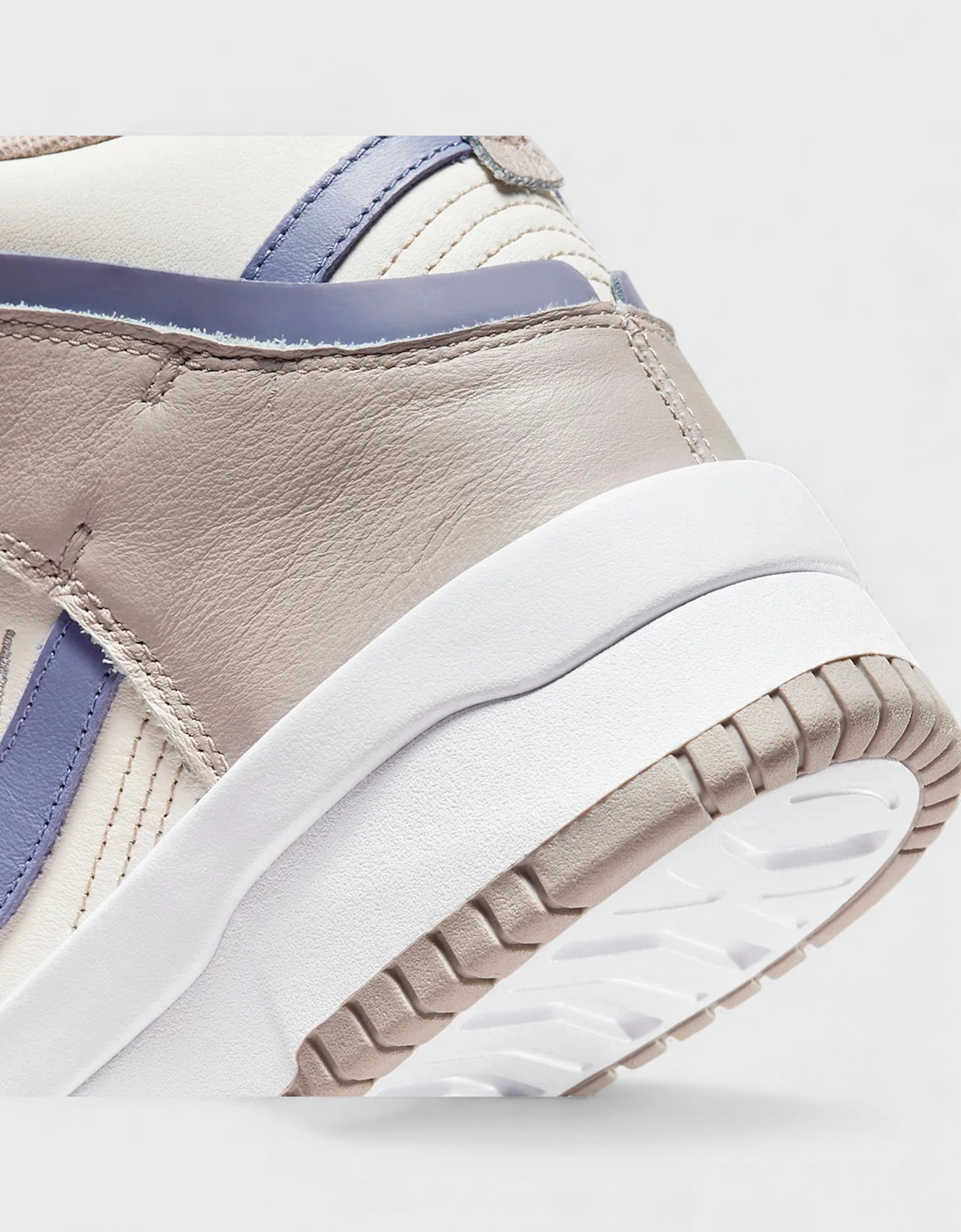 Dunk High Rebel Sail Iron College Grey