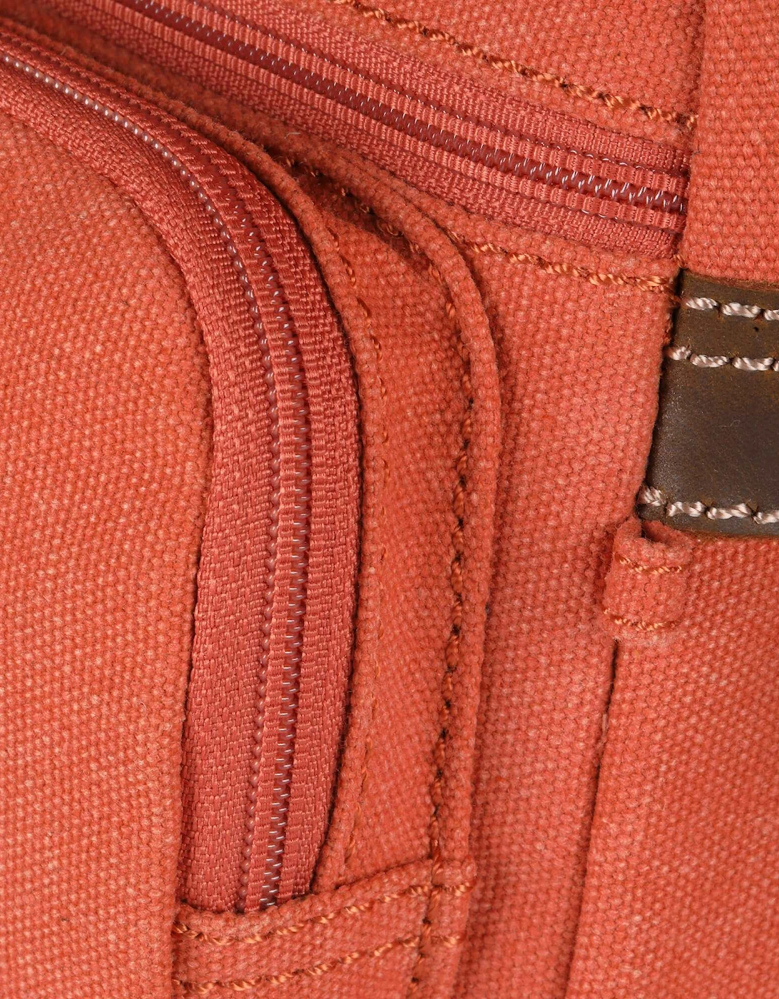 TRP0213 Classic Canvas Across Body Bag