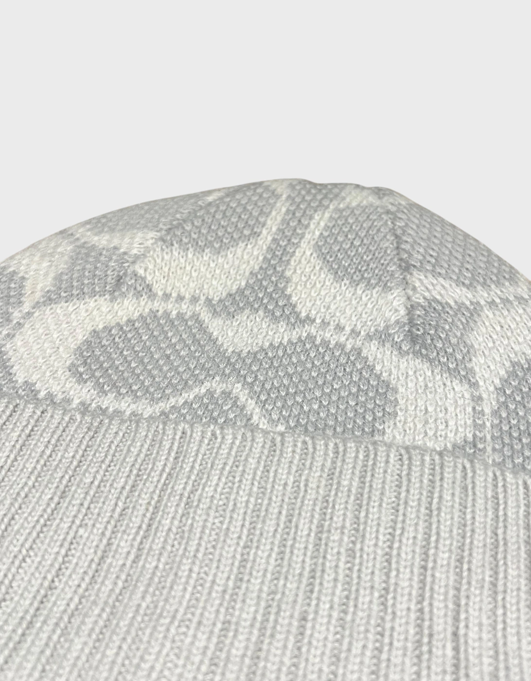 Jumbo Signature Beanie Chalk Grey