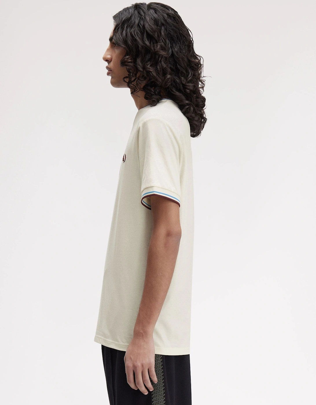 M1588V Twin Tipped T-Shirt - Ecru/Court Blue/Oxblood