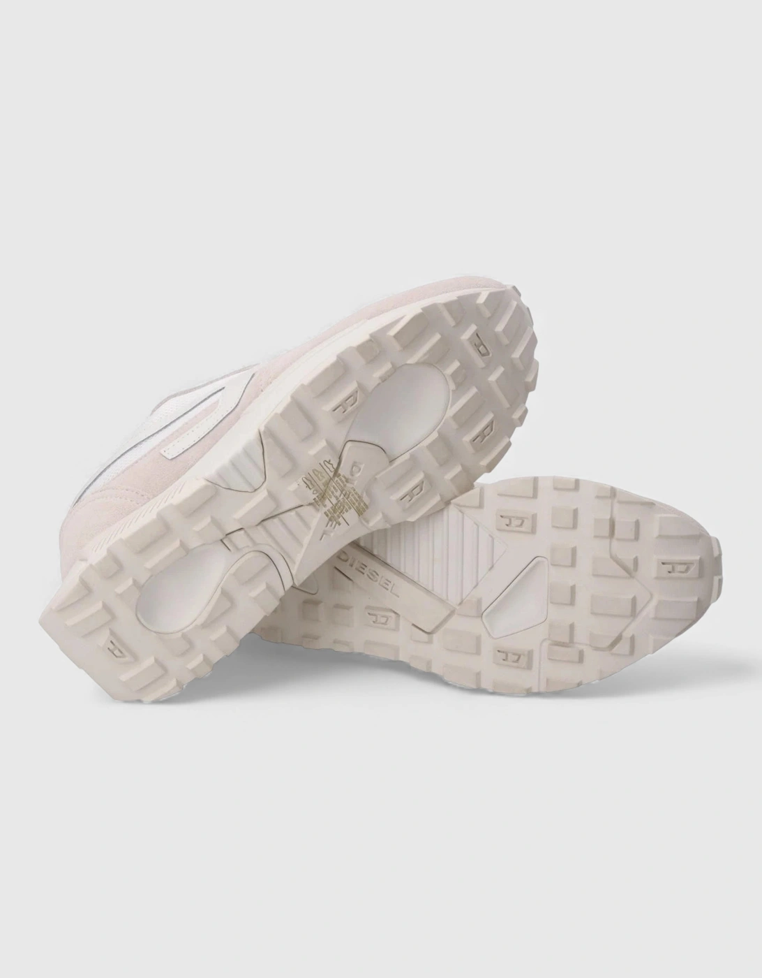 Womens Tyche Runner Sneakers Suede Fabric White