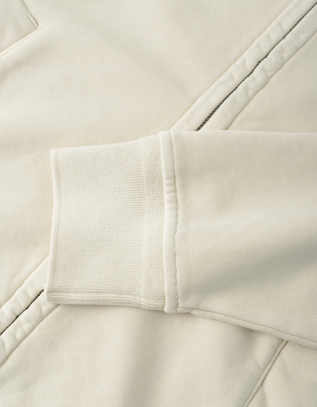 Diagonal Sweatshirt Cream