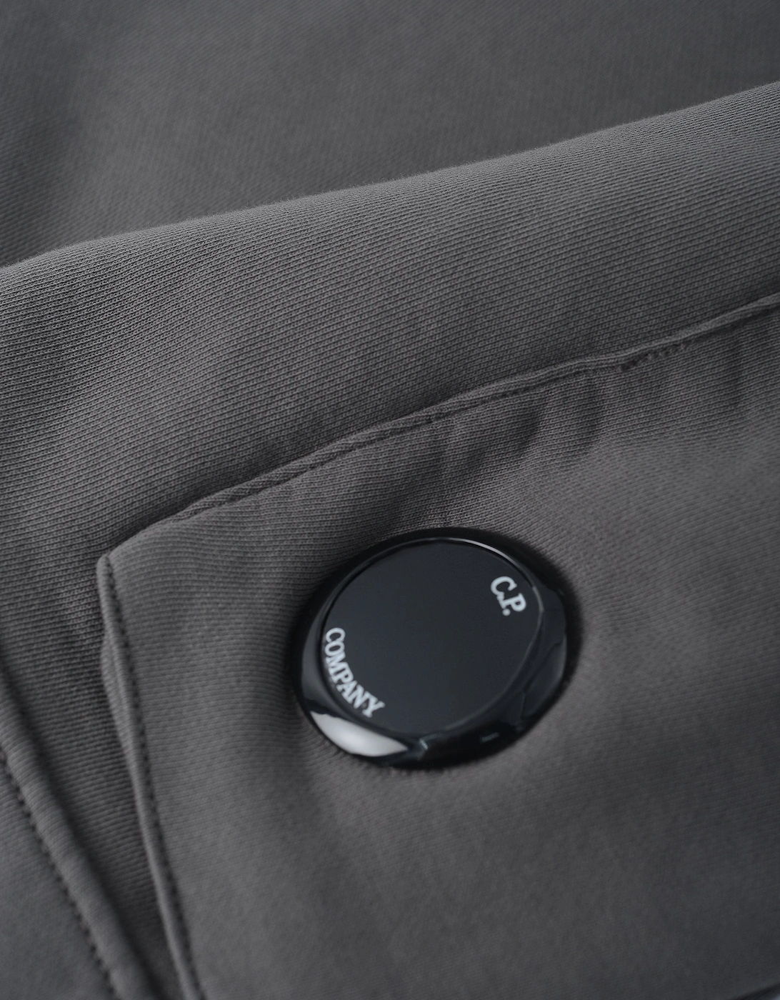 DIAGONAL FLEECE SHORTS