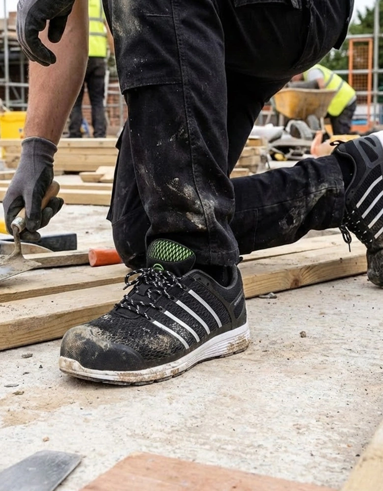 MOTION Mens Trainers Black