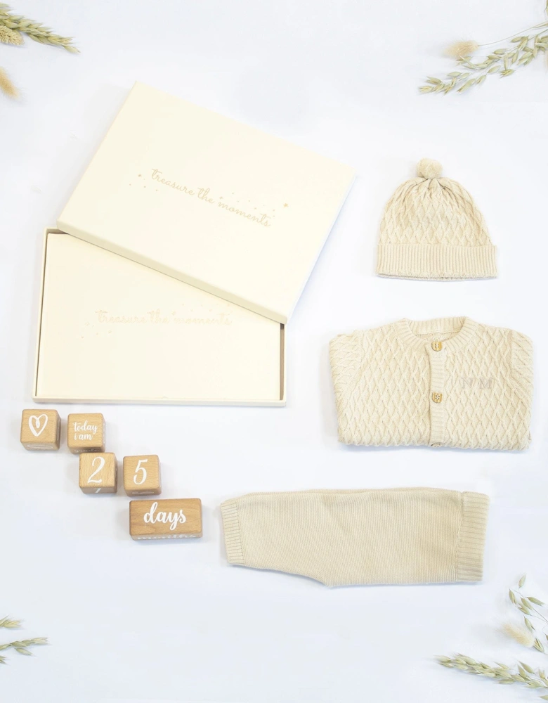 HELLO BABY GENDER NEUTRAL GIFT SET