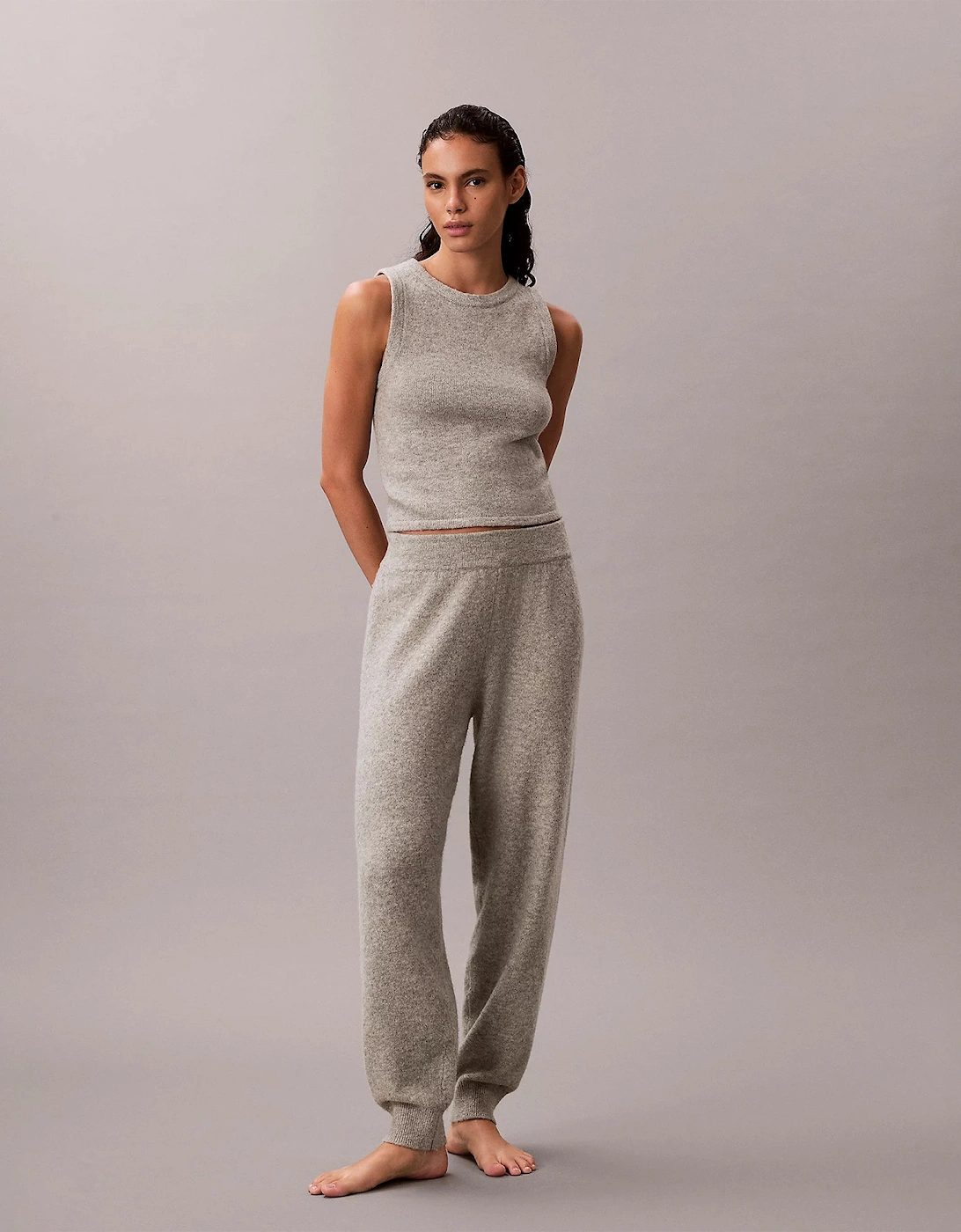 PLUSH JOGGER. Womens Grey Heather