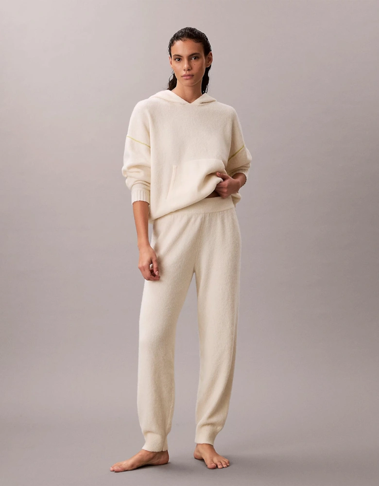 PLUSH JOGGER. Womens Ivory