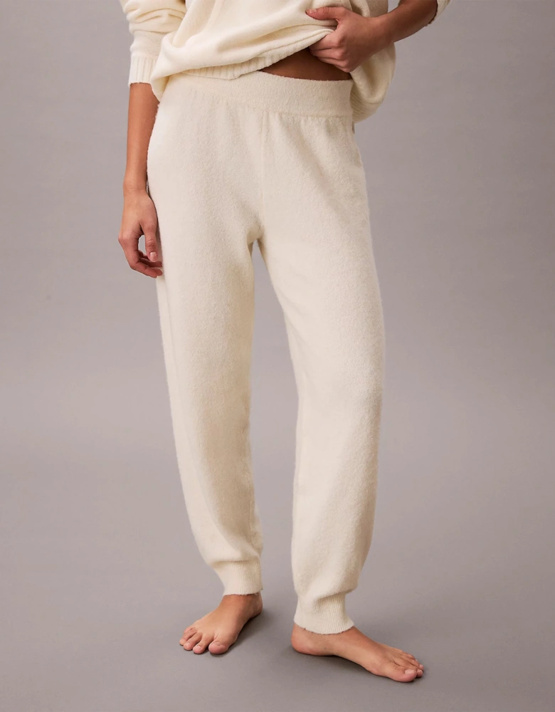 PLUSH JOGGER. Womens Ivory