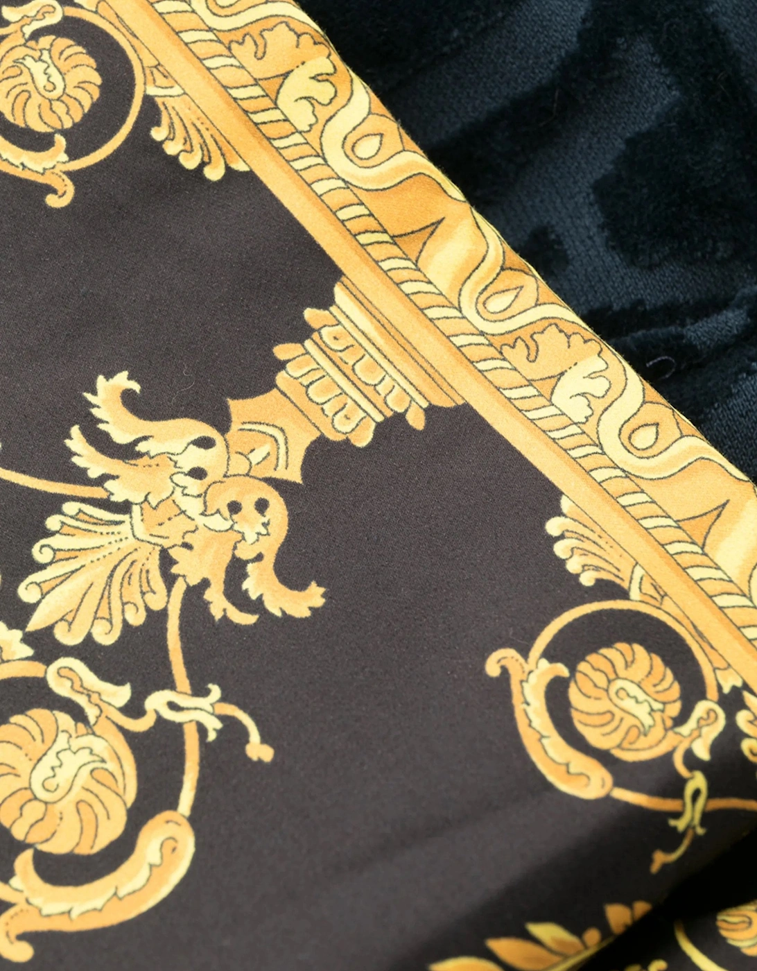 BAROQUE CLASSIC BATHROBE