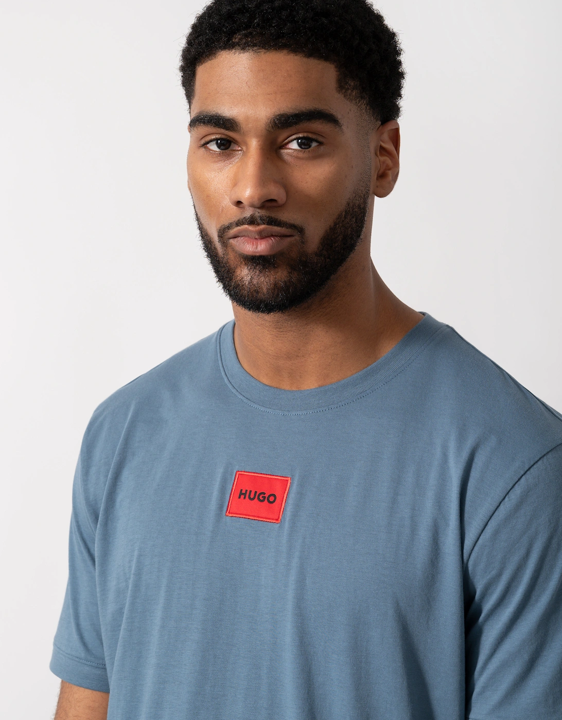 HUGO Mens Diragolino212 Label Logo T-Shirt - Open Blue 496