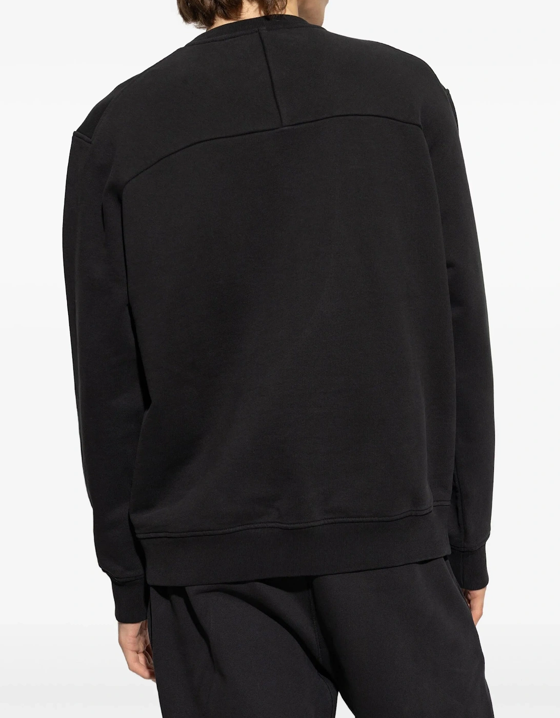 Logo Patch Sweatshirt in Black