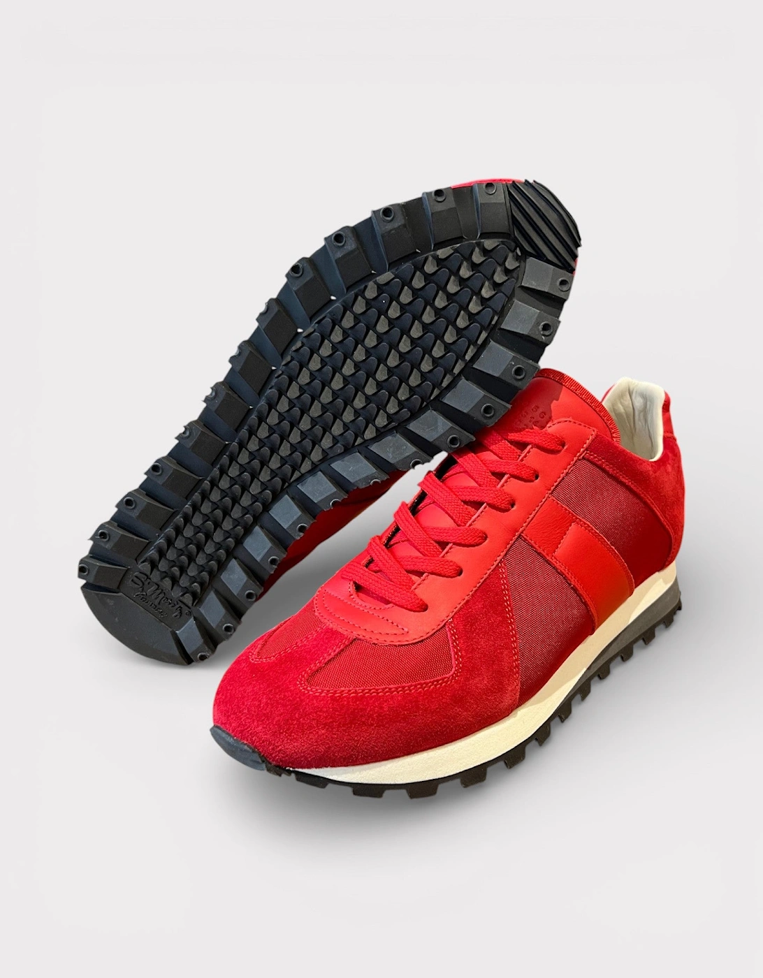 MM6 Replica Runners Red