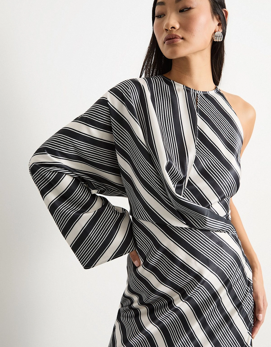 Petite Printed One Shoulder Twist Front Keyhole Satin Maxi Dress, 2 of 1