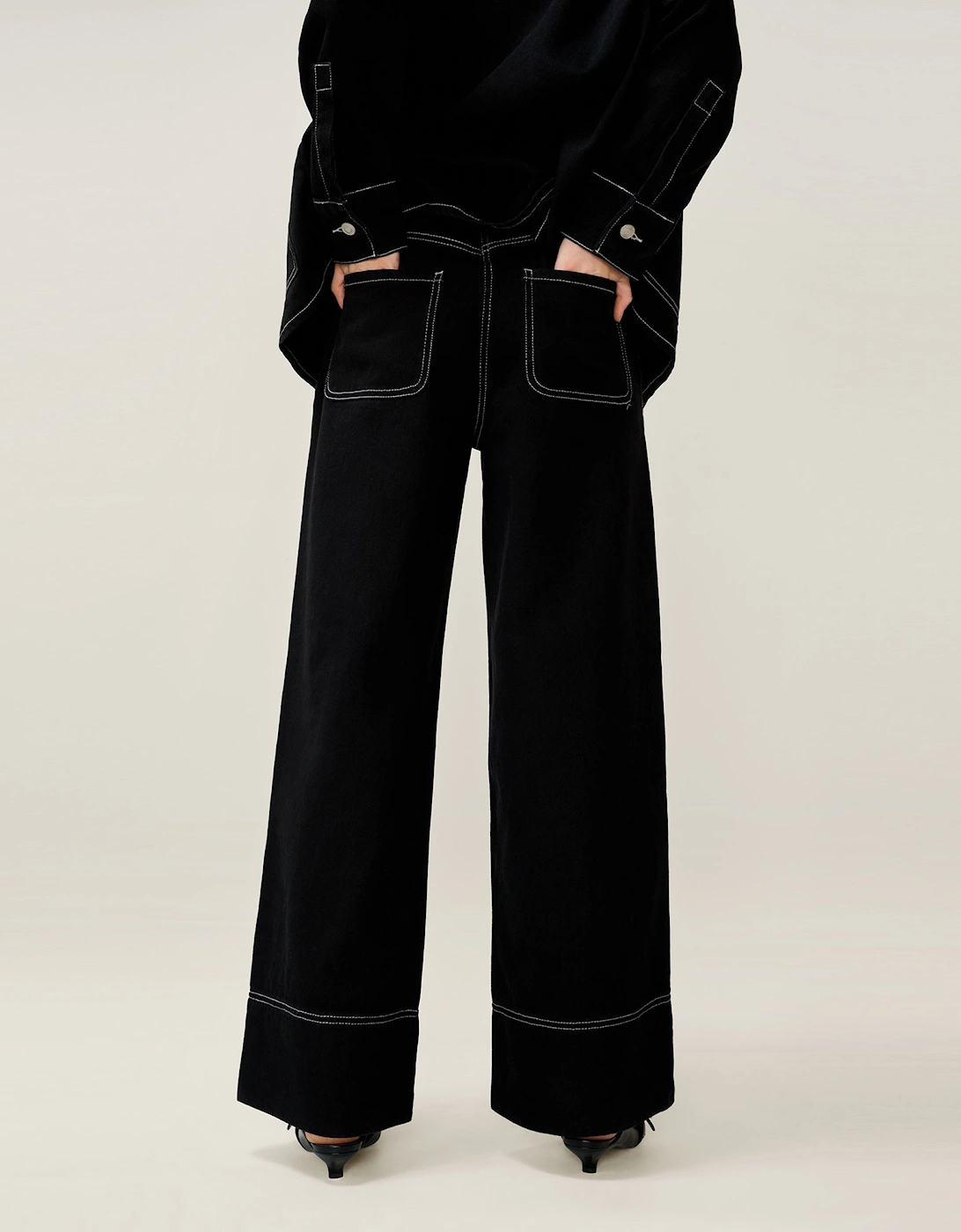 Portland Jean in Black