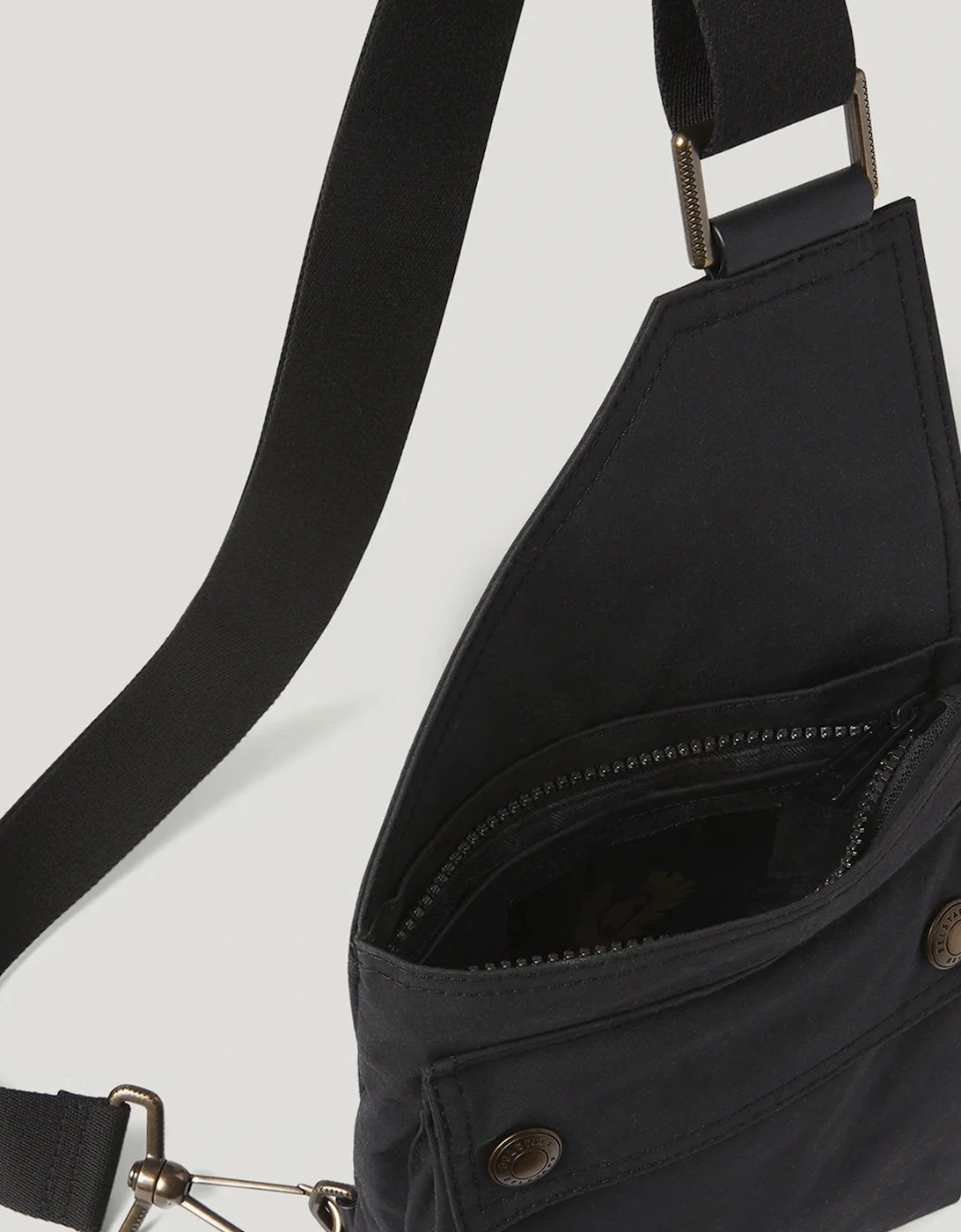 TRAILMASTER X BODY BAG