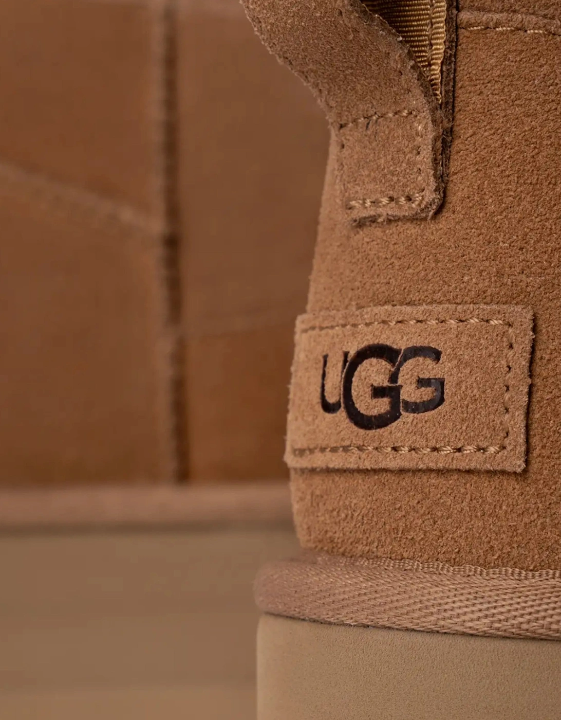 Women's Classic Ultra Mini Platform Boot Chesnut