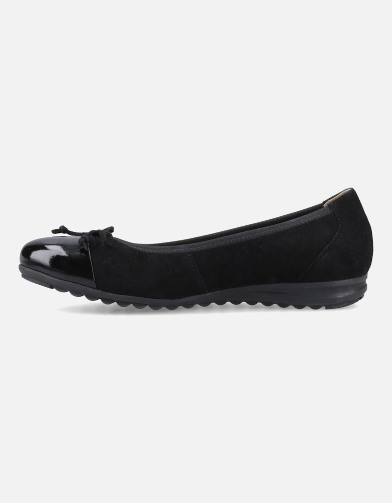 Laurie Toe Cap Leather Women's Black Standard Flats