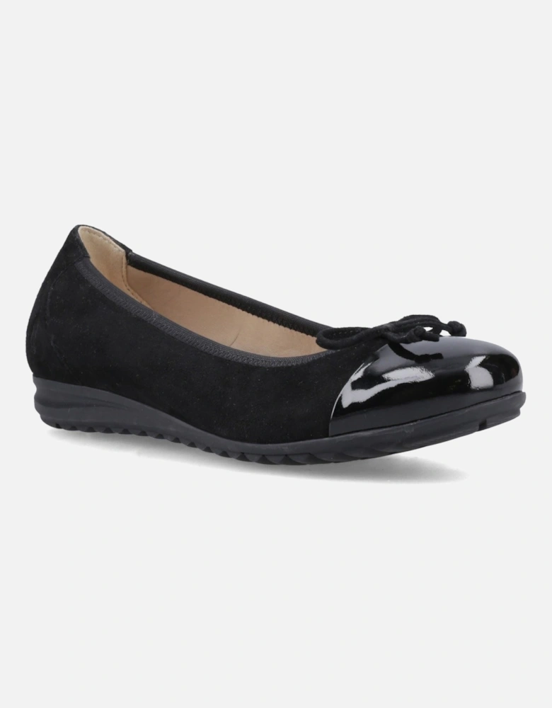 Laurie Toe Cap Leather Women's Black Standard Flats