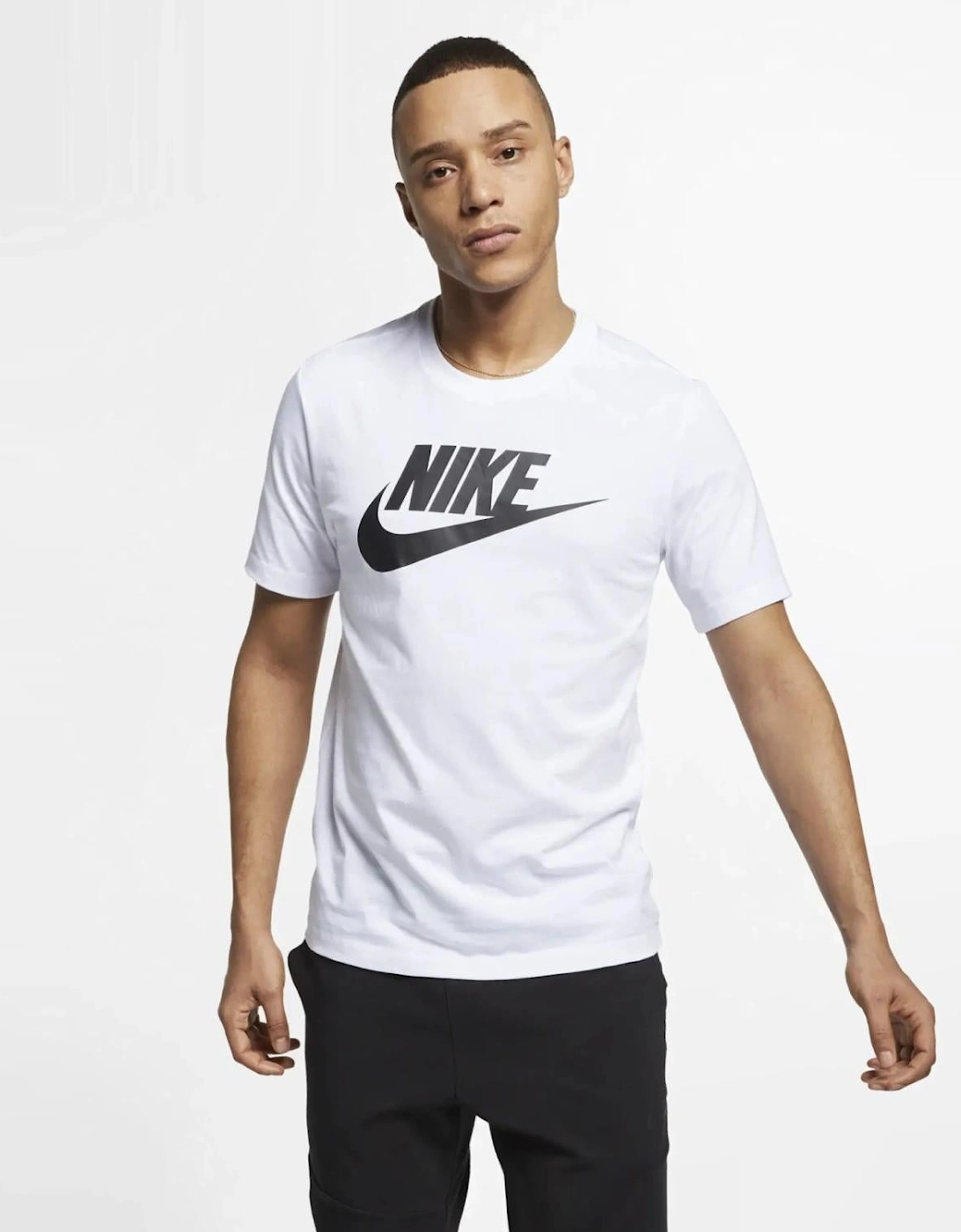 Nike Men's White Futura Icon T-Shirt  38 M