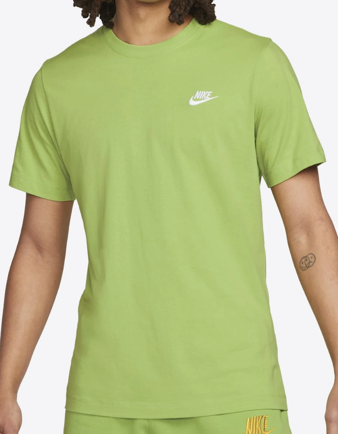 Nike Men's Green Club Short Sleeve T-Shirt  36 S