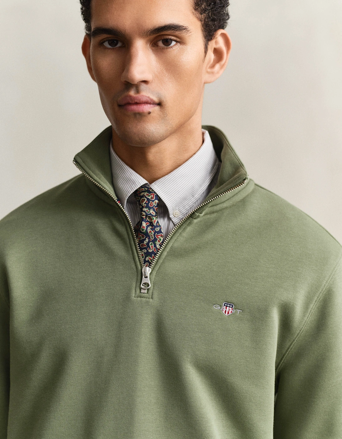 Gant Men's Tan Regular Fit Shield Logo Half Zip Sweatshirt - 379 Dry Herb Green - : 44 Xxl