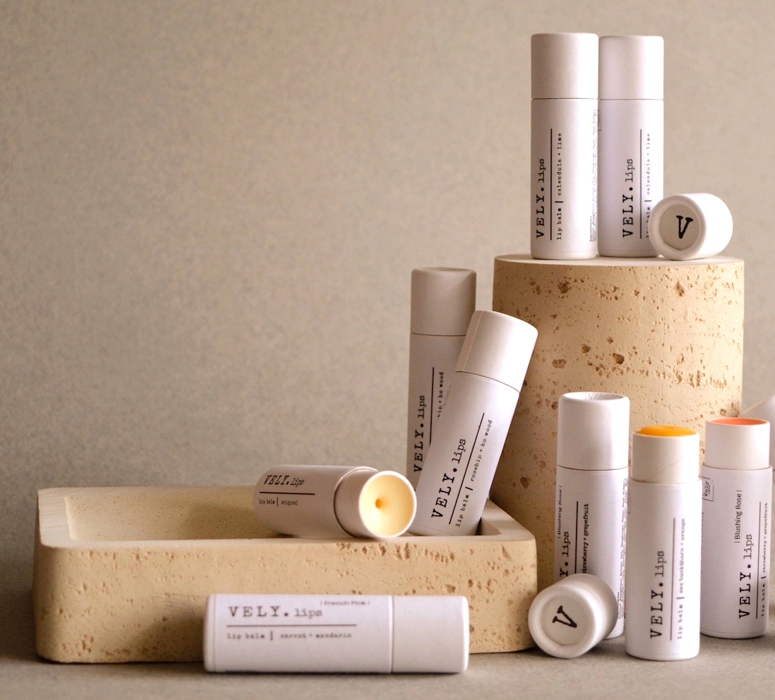 Natural Tinted Lip Balm "Blushing Rose" with Grapefruit