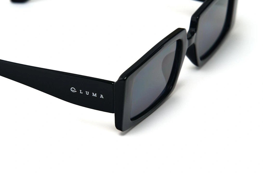 Luma Sunglasses - Watergate - Black