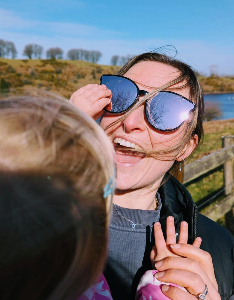 Luma Sunglasses - Mousehole - Pink