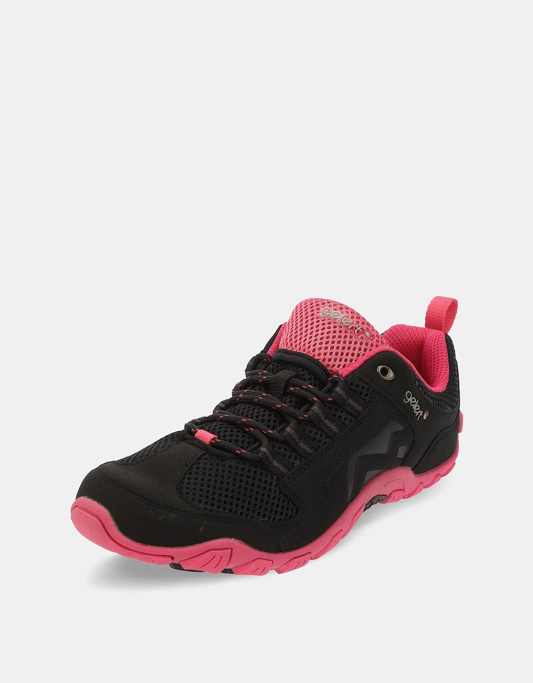 Pinnacle 63 Training Shoes