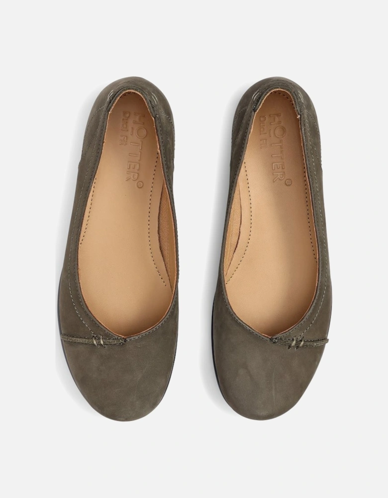 Robyn II Womens Pumps