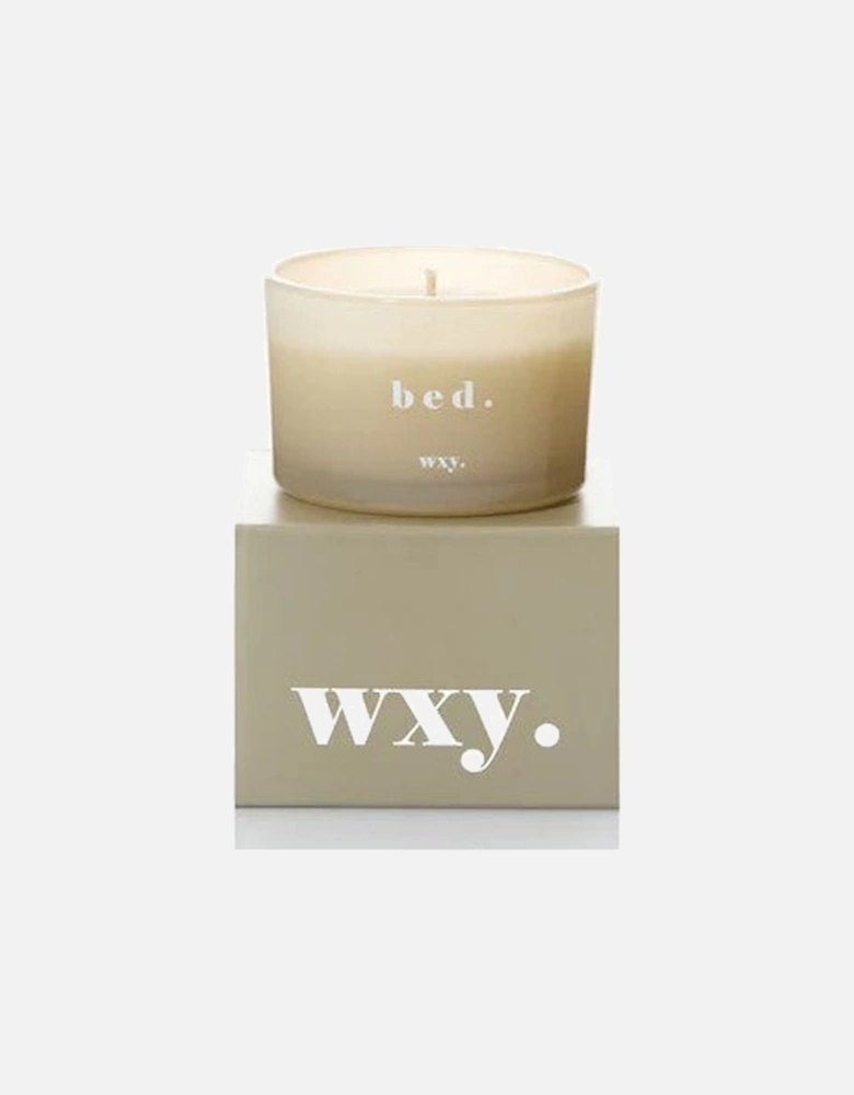 - BED - Warm Musk & Black Vanilla diffuser