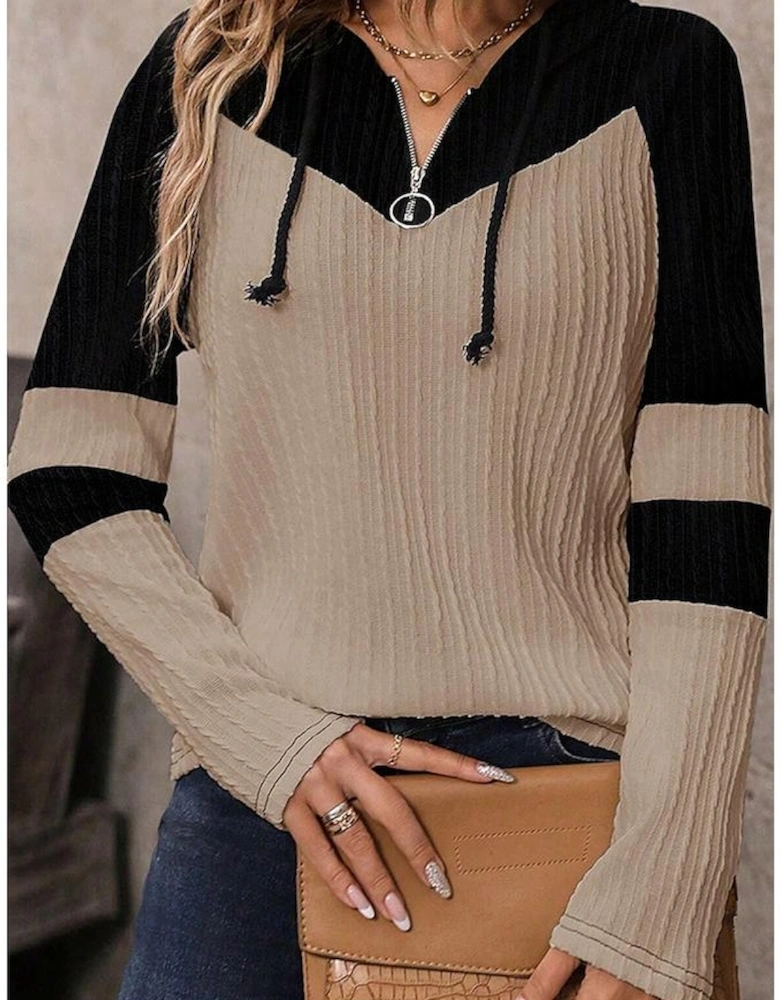 Parchment Textured Colorblock Long Sleeve Quarter Zip Drawstring Hooded Top