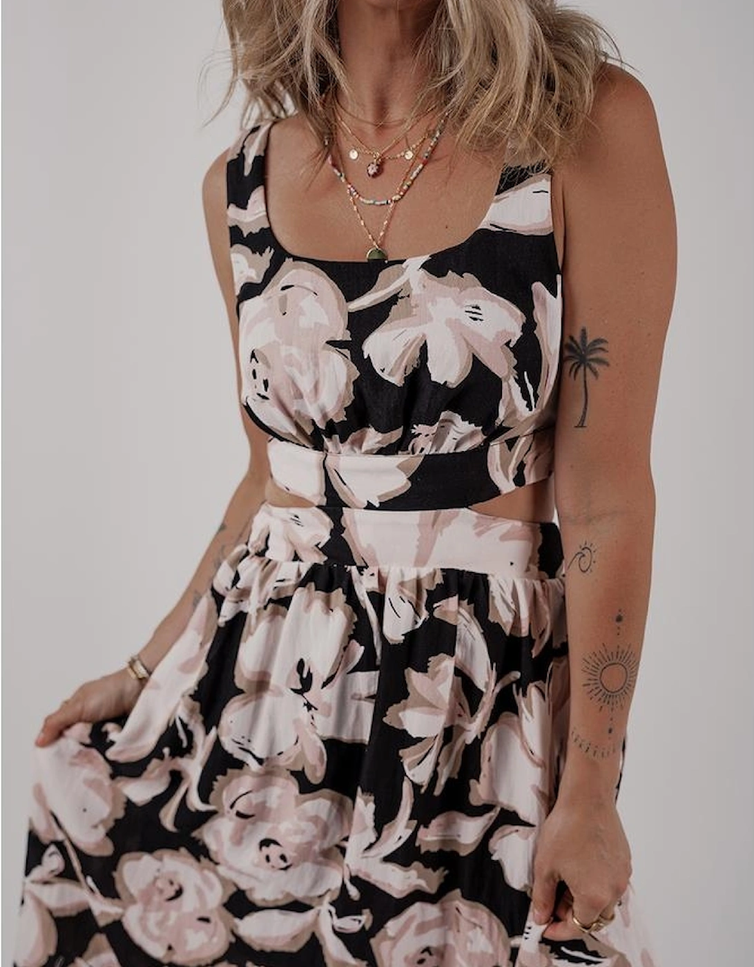 Black Floral Cutout Square Neck Knot Back Sleeveless Maxi Dress