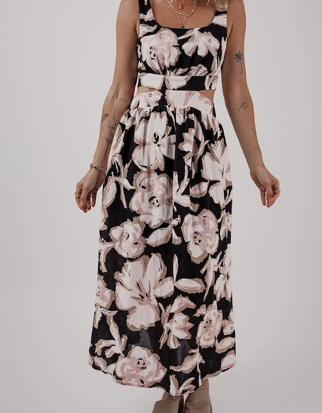 Black Floral Cutout Square Neck Knot Back Sleeveless Maxi Dress