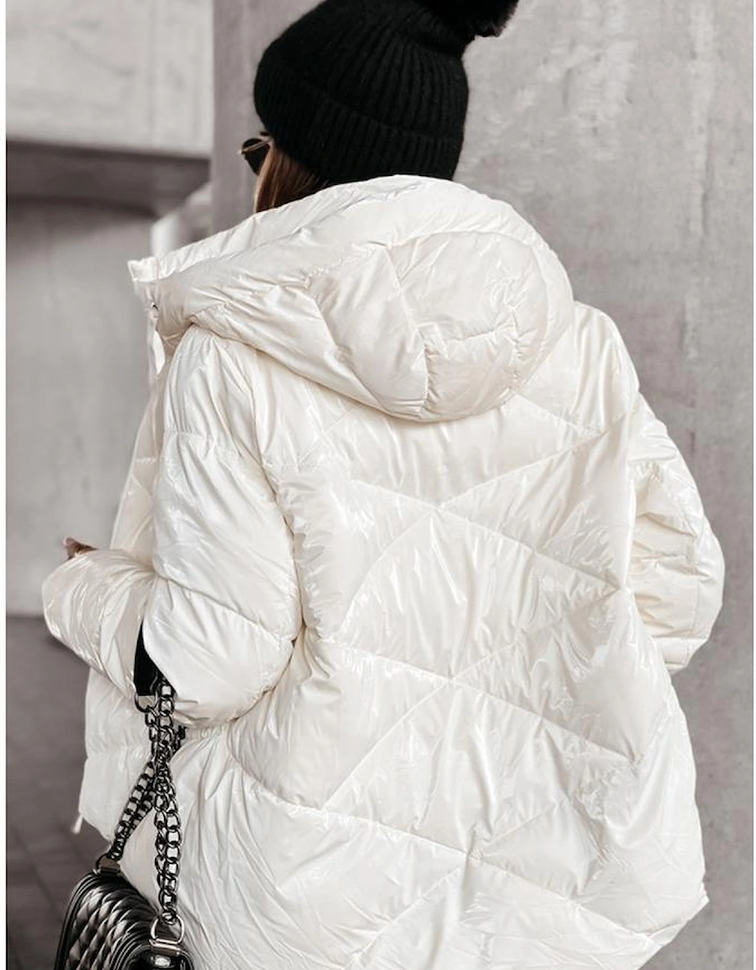White Solid Quilted Hooded Zip Up Puffer Coat
