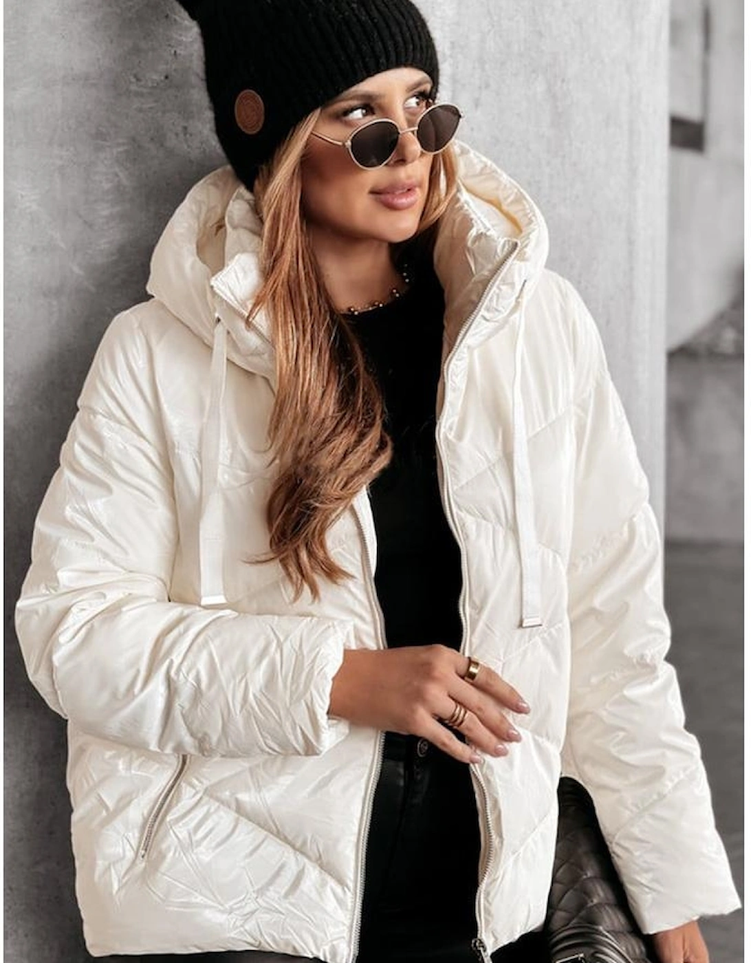 White Solid Quilted Hooded Zip Up Puffer Coat
