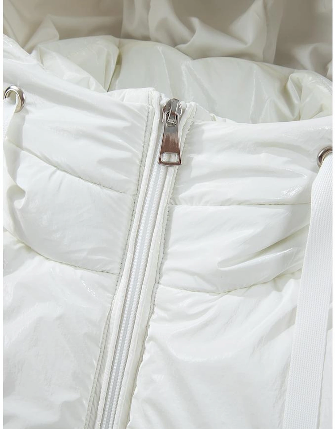 White Solid Quilted Hooded Zip Up Puffer Coat
