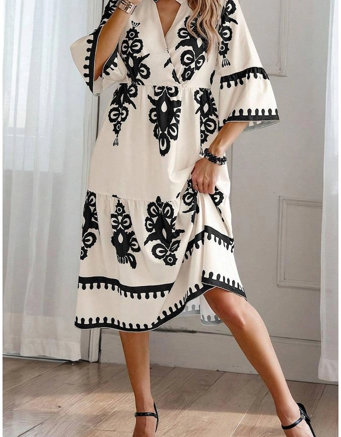 Beige Western Geometric Print 3/4 Sleeve Loose Midi Dress