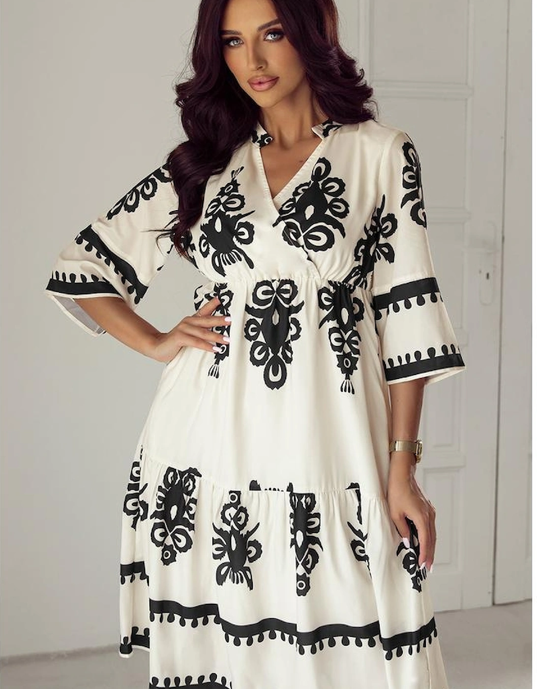Beige Western Geometric Print 3/4 Sleeve Loose Midi Dress