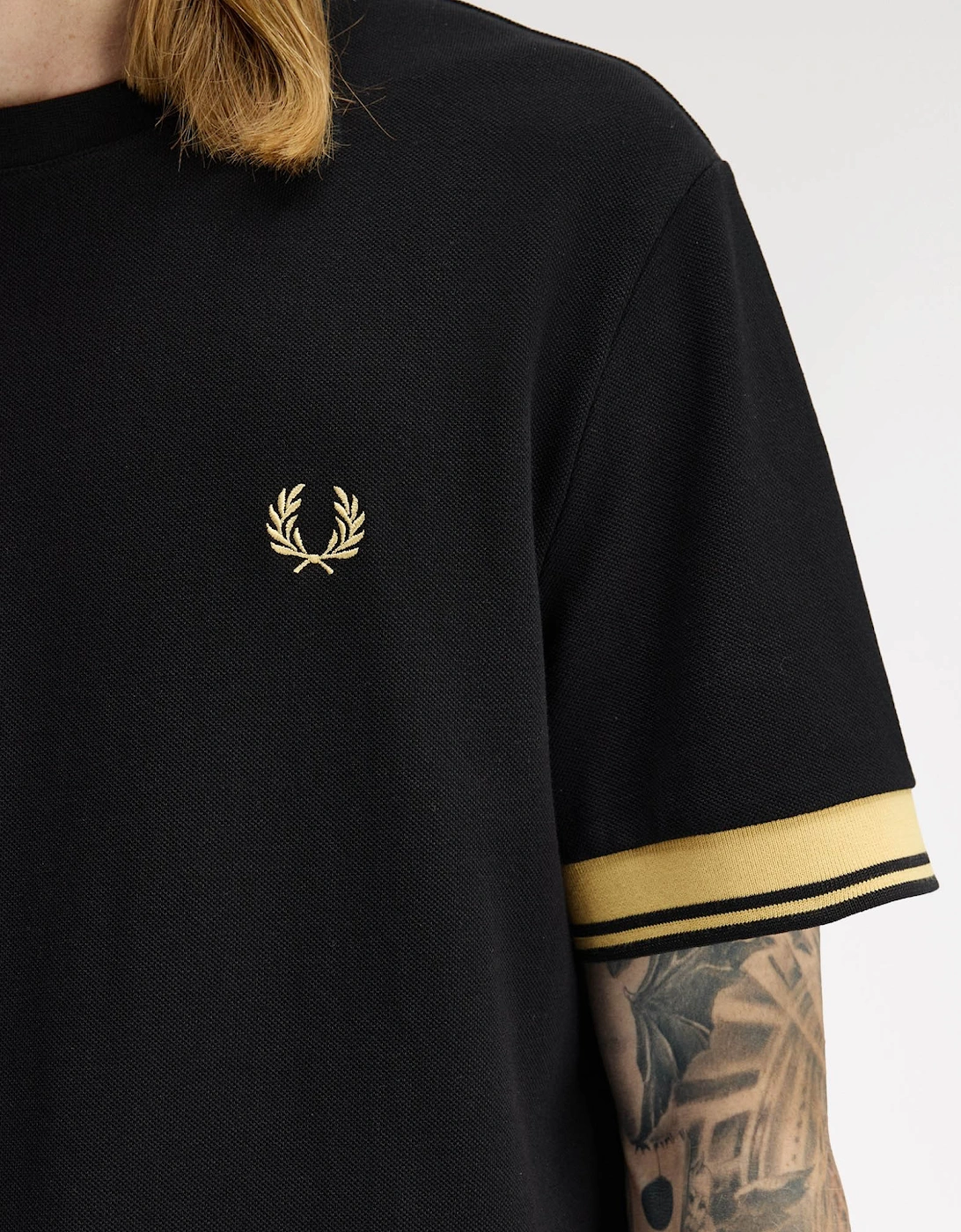 Mens Twin Tipped Cuff T-Shirt - Black/Champagne 90A