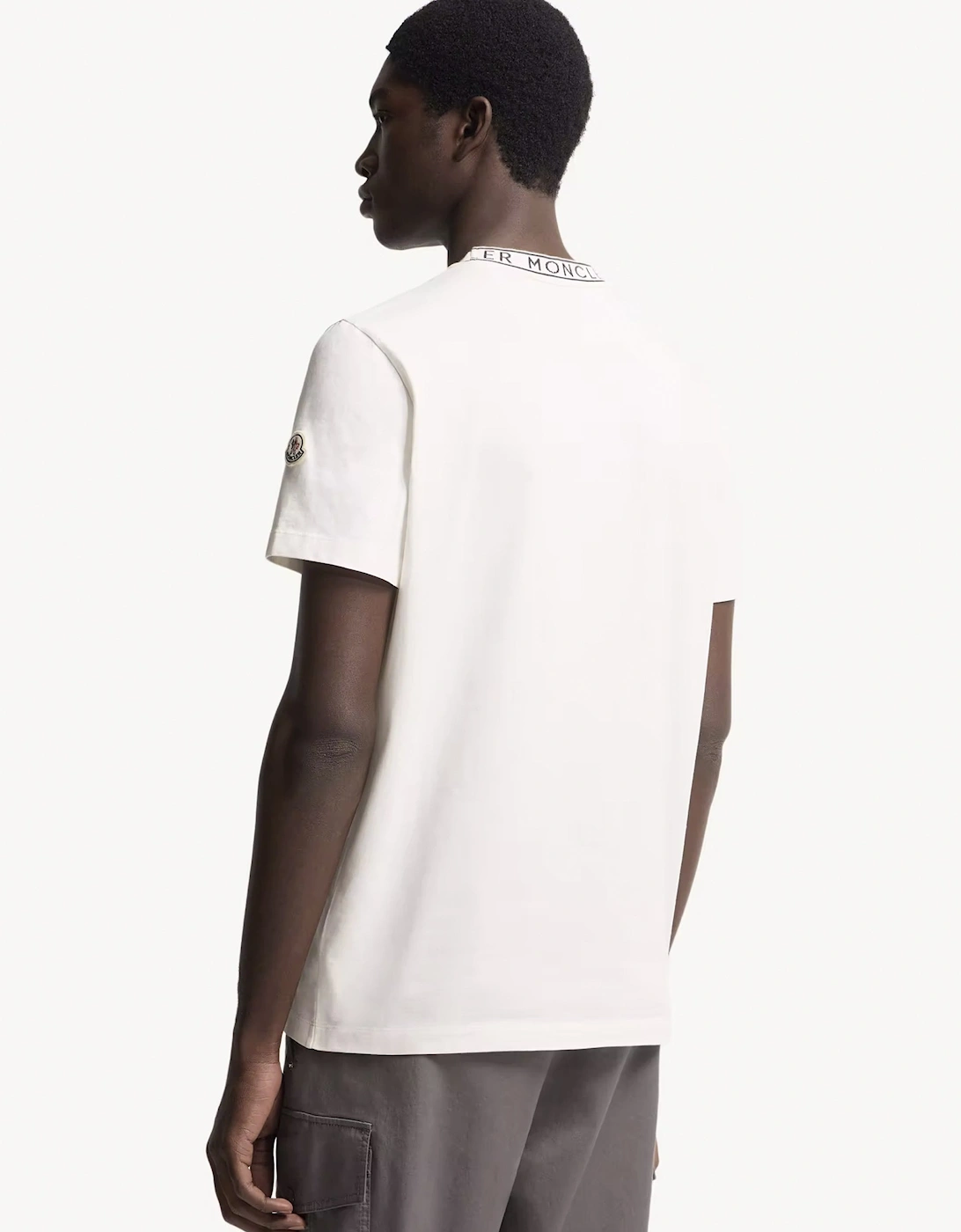 BRANDED NECK T SHIRT