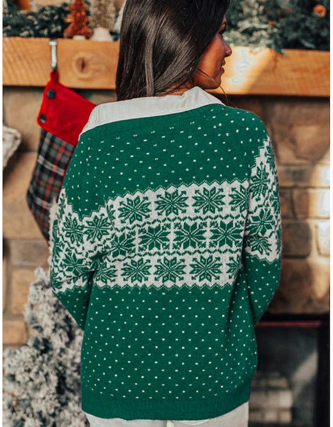 Green Christmas Snowflake Dotted Print Round Neck Sweater